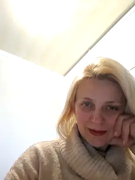 MiaLove183 online show from April 7, 1:33 pm