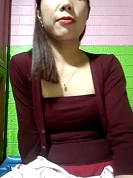 AmyLinee01 online show from April 24, 5:26 pm