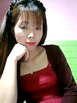 AmyLinee01 online show from April 27, 5:33 pm