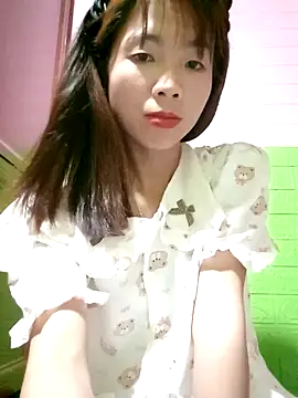 AmyLinee01 online show from April 30, 5:36 am