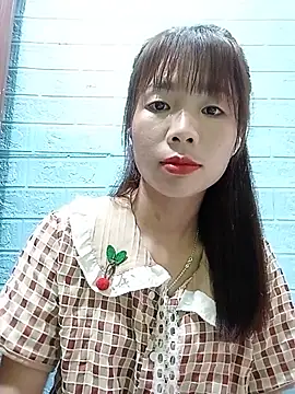 Snapshot of AmyLinee01 chatting on July 21, 5:15 pm AmyLinee01 online show from July 21, 5:15 pm