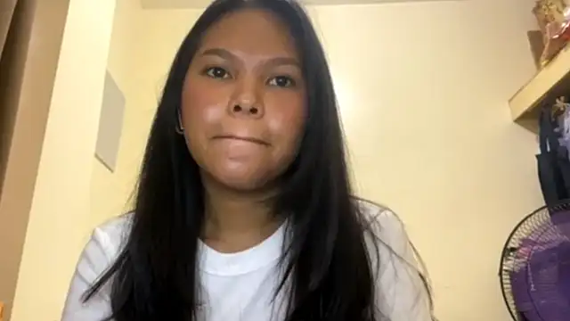 CorrinaThach online show from March 23, 2:37 am