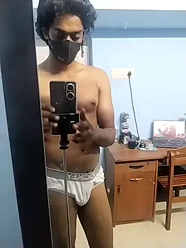 Snapshot of Igcholebhature_lovee chatting on April 18, 12:53 pm Igcholebhature lovee online show from April 18, 12:53 pm