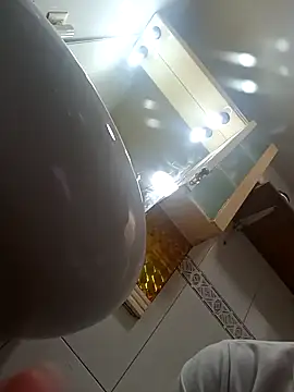 Snapshot of Uwheheheheebb chatting on March 22, 3:48 pm Uwheheheheebb online show from March 22, 3:48 pm