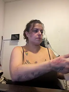 MiaHotboobs online show from May 6, 12:19 am