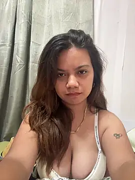 Snapshot of deseyy chatting on April 9, 6:13 pm deseyy online show from April 9, 6:13 pm
