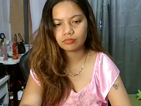 Snapshot of deseyy chatting on April 29, 5:44 am deseyy online show from April 29, 5:44 am