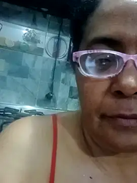 sexymomsn online show from June 3, 12:24 am