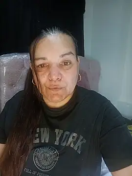 Snapshot of Zuleyka_69 chatting on June 3, 9:20 pm Zuleyka 69 online show from June 3, 9:20 pm