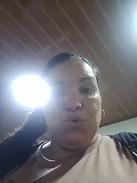 Snapshot of Zuleyka_69 chatting on June 6, 9:52 pm Zuleyka 69 online show from June 6, 9:52 pm