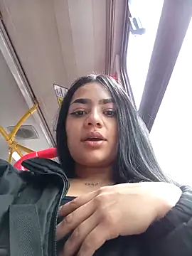 Snapshot of baby-skinnd chatting on April 16, 1:34 pm baby-skinnd online show from April 16, 1:34 pm