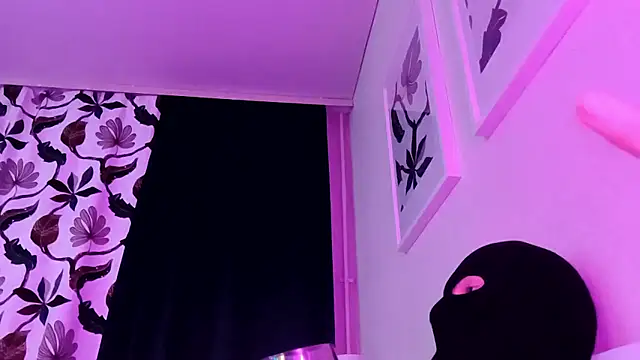 Snapshot of CoupleBiFunSex3036 chatting on March 22, 10:46 pm CoupleBiFunSex3036 online show from March 22, 10:46 pm