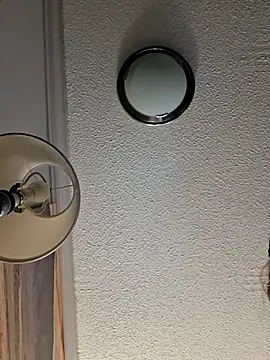 beeeuhh online show from April 20, 6:05 am