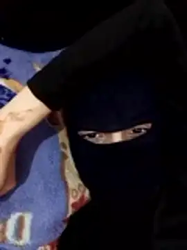 Snapshot of Salma-23 chatting on March 23, 3:10 am Salma-23 online show from March 23, 3:10 am