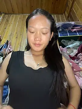 Jolinie online show from May 8, 1:49 pm