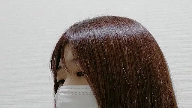 YUNAYUNA888 online show from April 27, 8:23 am