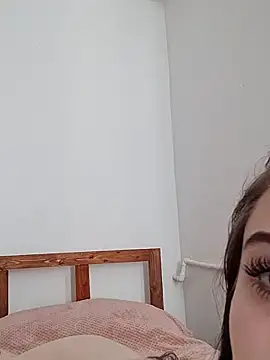 icedrosemarye online show from March 26, 1:28 pm