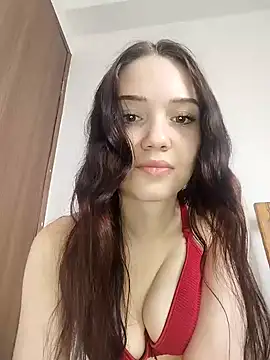 Snapshot of icedrosemarye chatting on April 3, 9:18 am icedrosemarye online show from April 3, 9:18 am