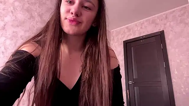 Snapshot of SO_Sofi chatting on April 14, 6:30 am SO Sofi online show from April 14, 6:30 am