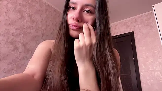 Snapshot of SO_Sofi chatting on April 18, 10:08 am SO Sofi online show from April 18, 10:08 am