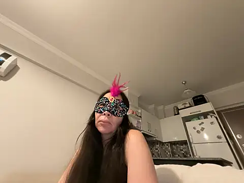 Snapshot of lilyums chatting on July 19, 7:39 pm lilyums online show from July 19, 7:39 pm