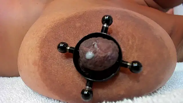 Snapshot of zara_lopez chatting on February 4, 7:42 pm zara lopez online show from February 4, 7:42 pm