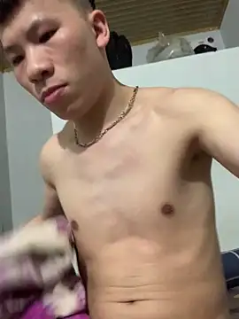 huuong1 online show from April 13, 3:45 am
