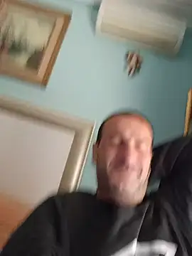 DanTrov79 online show from May 16, 8:44 am