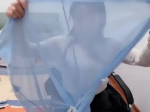 Snapshot of Anna-163 chatting on March 23, 9:02 am Anna-163 online show from March 23, 9:02 am