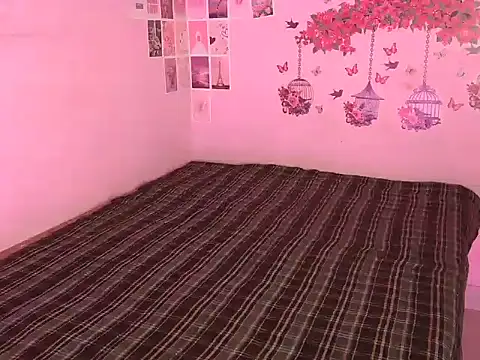 Snapshot of mahi_thakur0 chatting on July 1, 9:44 am mahi thakur0 online show from July 1, 9:44 am