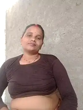 Shivani09900 online show from June 9, 2:56 am