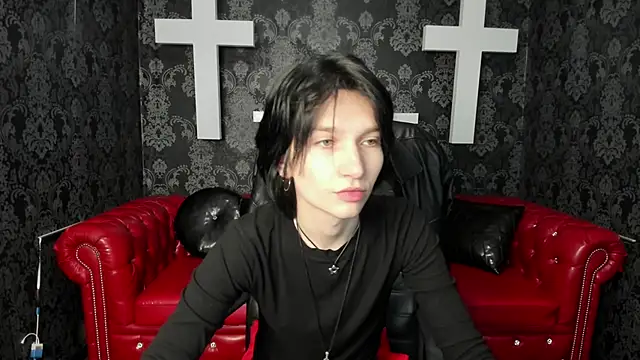 Snapshot of AdonBev chatting on April 12, 5:12 am AdonBev online show from April 12, 5:12 am