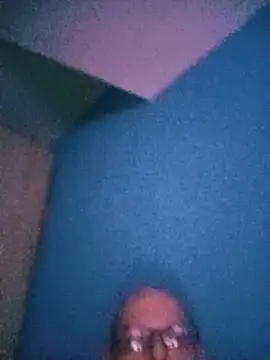 tomeksex1x online show from May 15, 11:23 pm