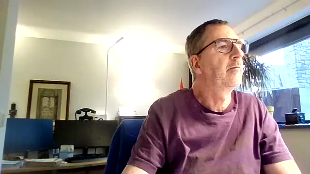 Snapshot of HotLucas66 chatting on March 25, 11:38 am HotLucas66 online show from March 25, 11:38 am