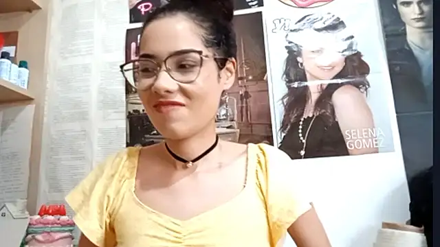 Snapshot of KaylaRise chatting on March 25, 6:03 pm KaylaRise online show from March 25, 6:03 pm