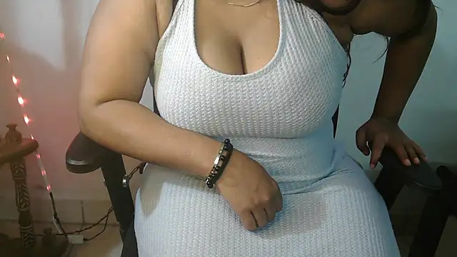 Choco QueenX online show from May 3, 2:56 pm