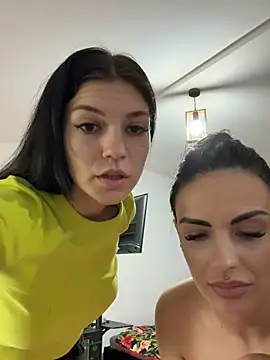 christahot online show from April 22, 11:34 am