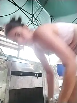 wet vika online show from March 26, 11:05 am