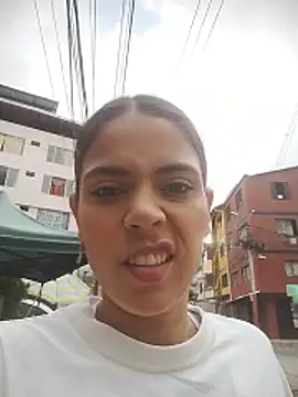 wet vika online show from April 2, 12:03 pm