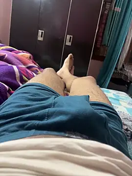 SingleBoy66666 online show from April 28, 7:52 pm