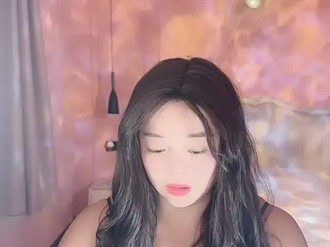 Snapshot of A-wzz chatting on March 31, 2:02 am A-wzz online show from March 31, 2:02 am