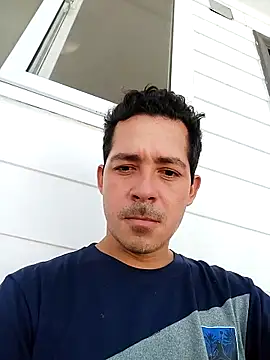 Gabriel leon33 online show from May 10, 8:03 pm