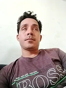 Gabriel leon33 online show from May 20, 9:43 pm