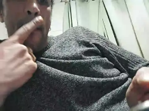 VladTepeslll online show from April 13, 2:28 am