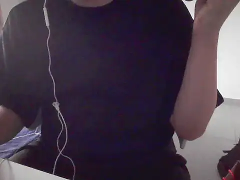 Snapshot of ZuJooo01 chatting on March 26, 9:59 am ZuJooo01 online show from March 26, 9:59 am