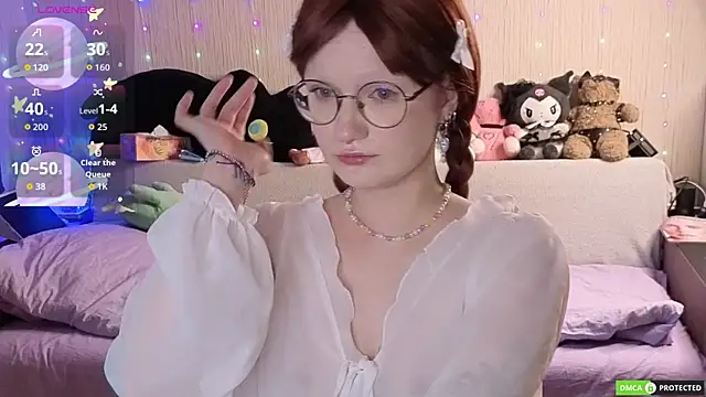 Snapshot of JulietFisher chatting on May 5, 3:47 am JulietFisher online show from May 5, 3:47 am
