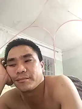 Snapshot of Tinh_love chatting on March 24, 3:50 pm Tinh love online show from March 24, 3:50 pm