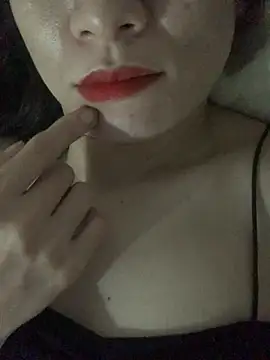 Snapshot of Nini-896 chatting on April 13, 3:06 pm Nini-896 online show from April 13, 3:06 pm