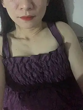 Snapshot of Nini-896 chatting on April 20, 1:36 pm Nini-896 online show from April 20, 1:36 pm