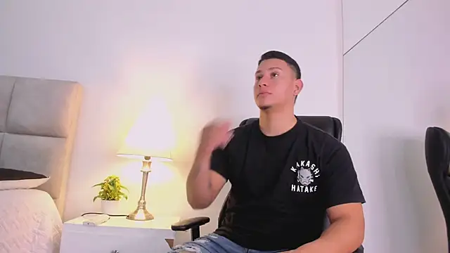 Chriss Diamond online show from July 22, 7:49 pm